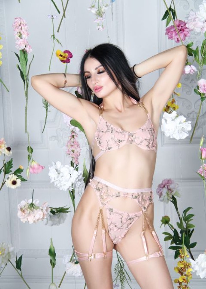 Индивидуалка Камила фото № 2 в городе Урень